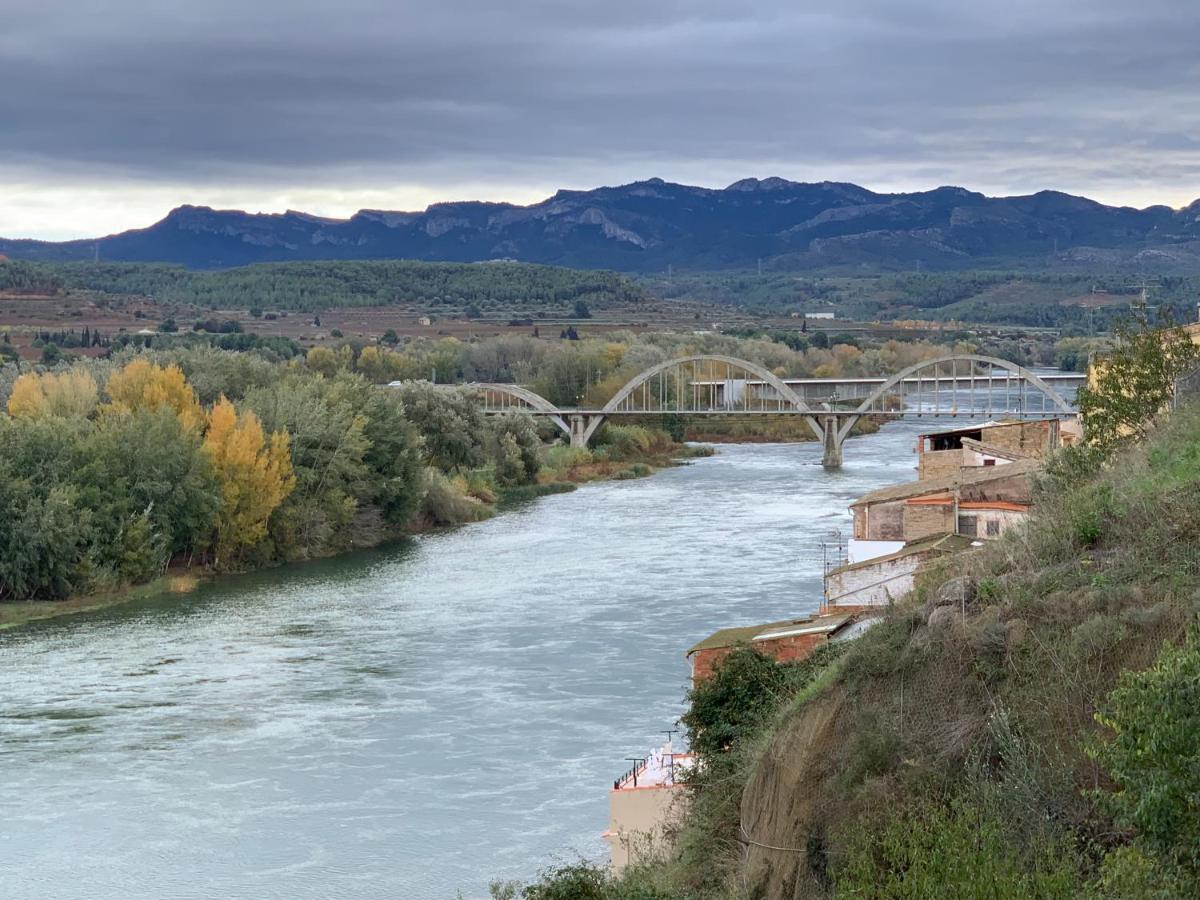 Apartaments Impro Móra d’Ebre Kültér fotó
